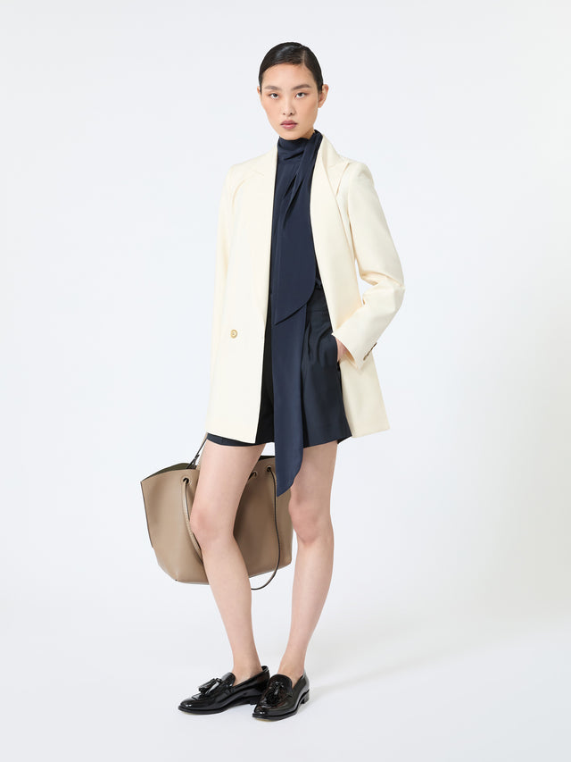 max mara lightweight woollen cloth shorts for women