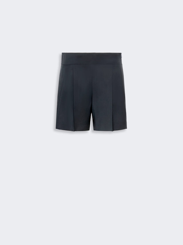 max mara lightweight woollen cloth shorts for women