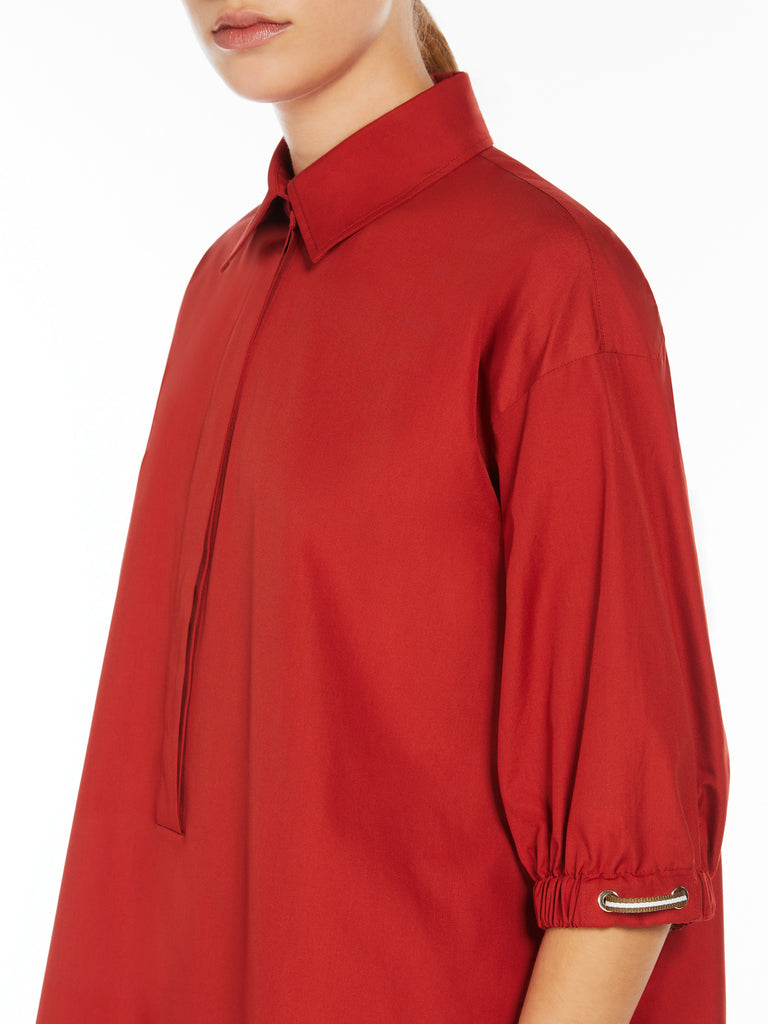 Loose-fitting cotton shirt