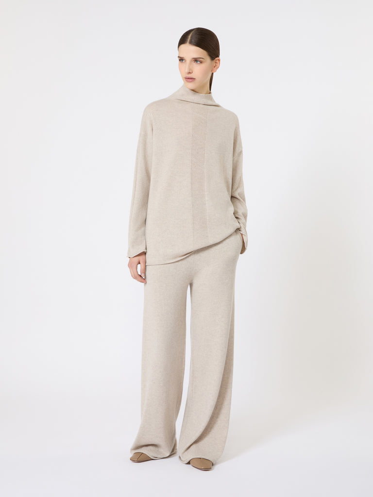 Cashmere yarn jumper