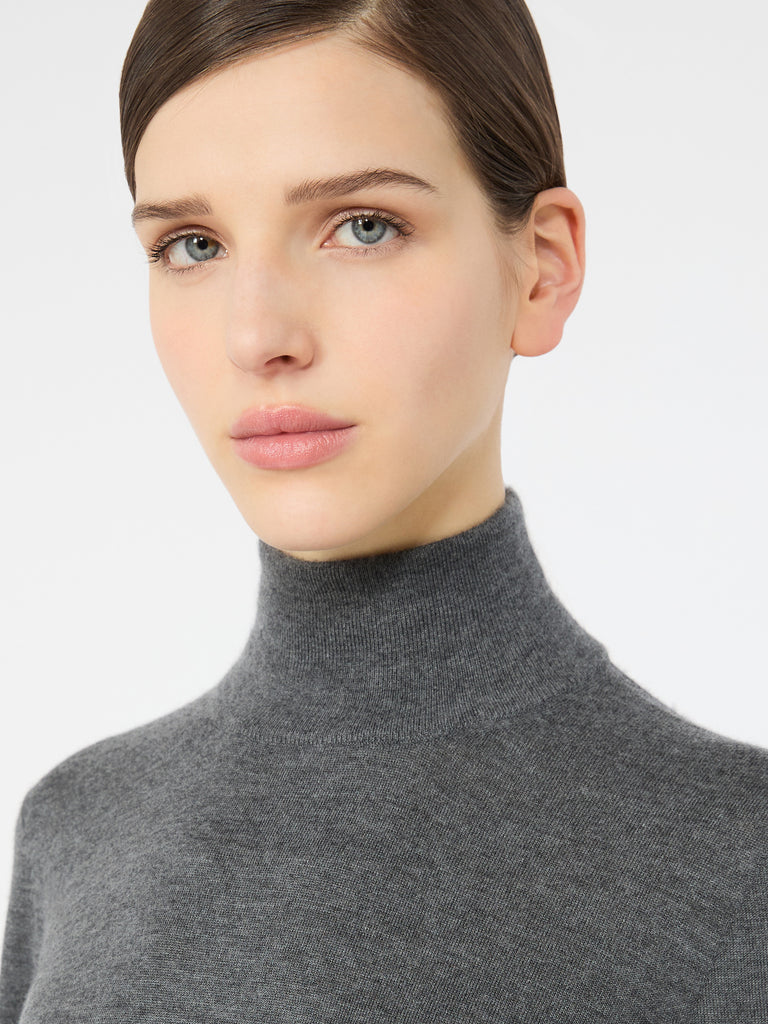 max mara cashmere yarn polo-neck sweater