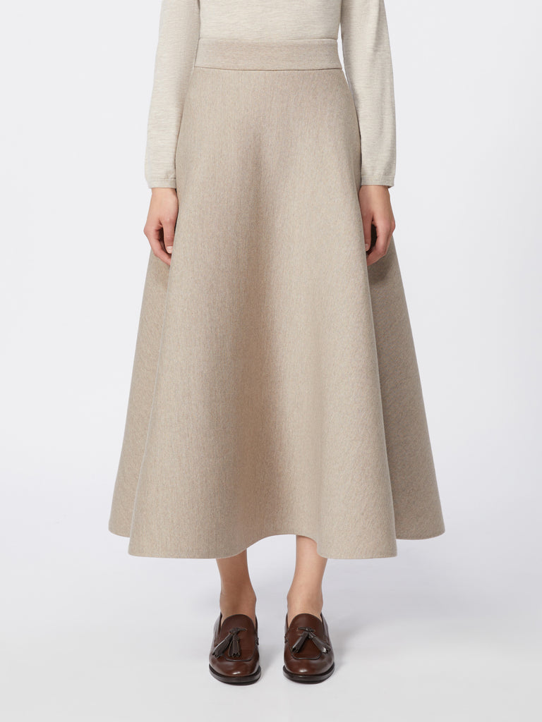 Full, tech wool skirt