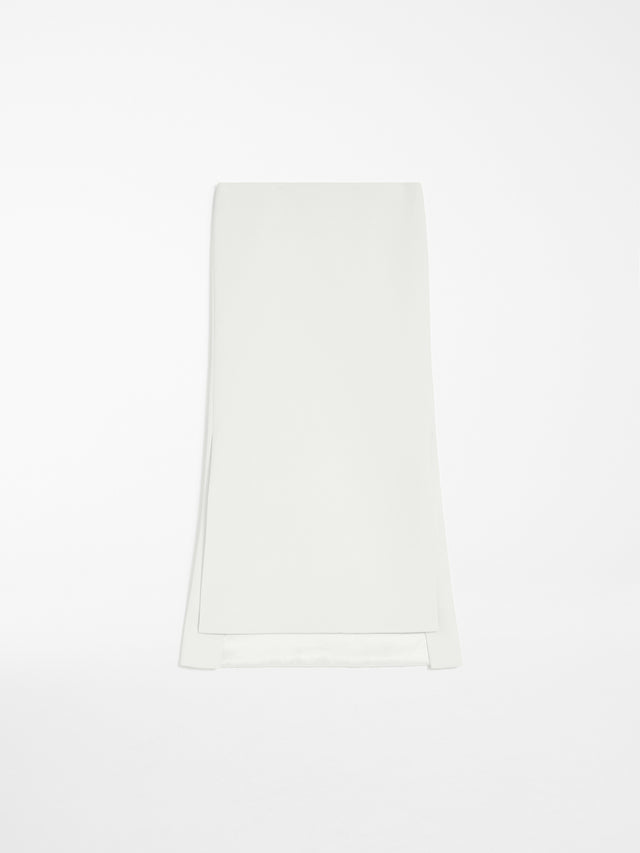 Calf-length skirt with side panels