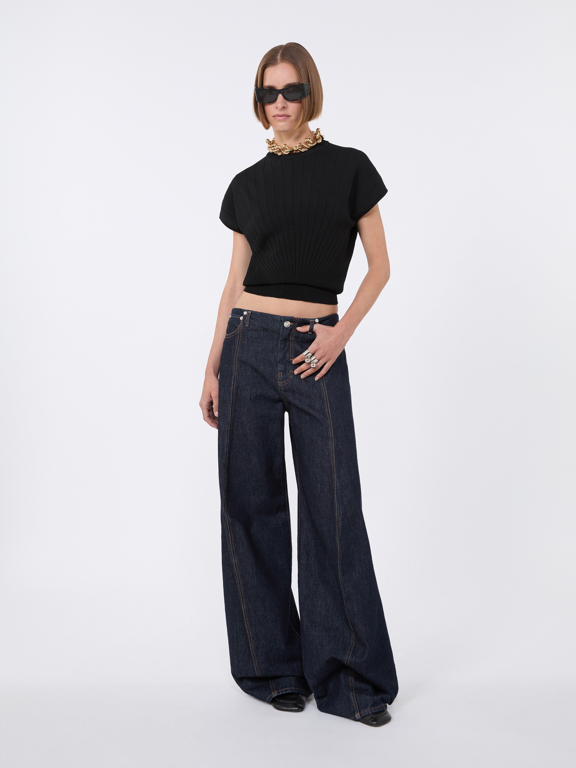 Rib-Knit Viscose Sweater for Women - Black - Max Mara UAE