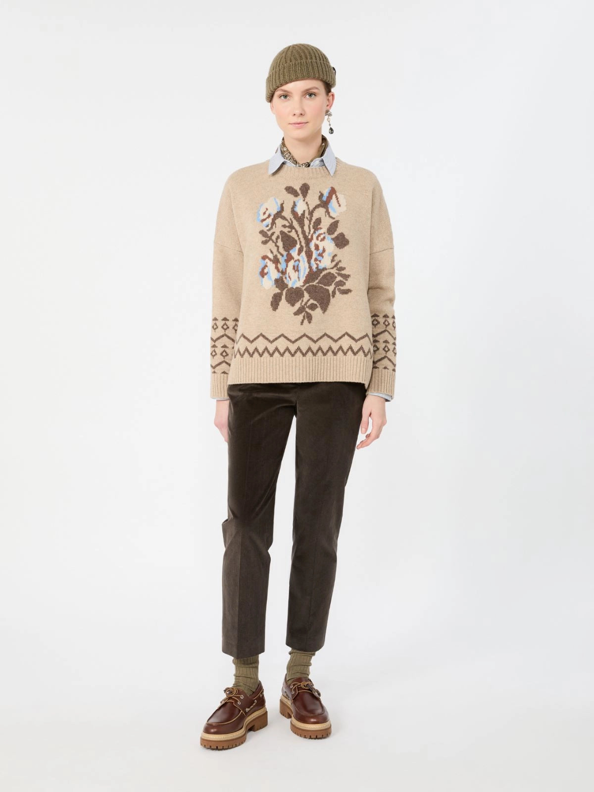 Loose jumper in wool jacquard
