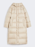 Reversible down jacket in water-repellent canvas
