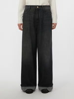 Denim turn-up jeans