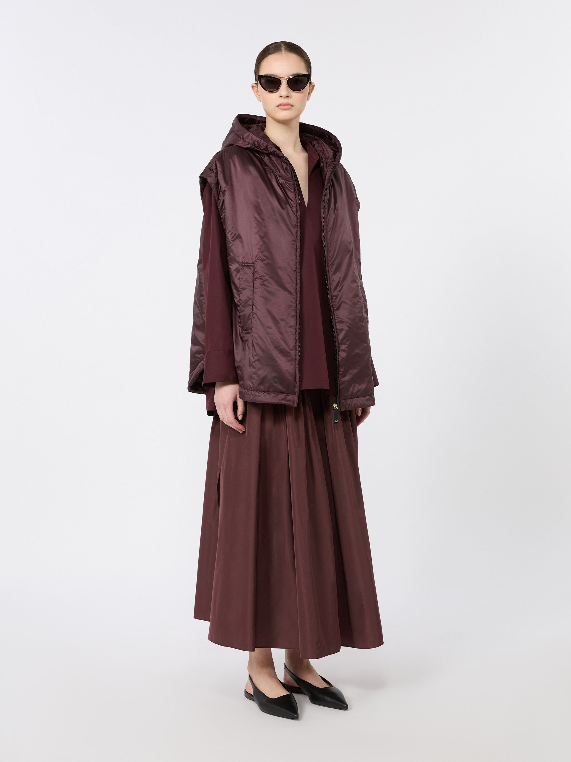Padded, Hooded Gilet In Water-Repellent Canvas for Women - Bordeaux - Max Mara UAE