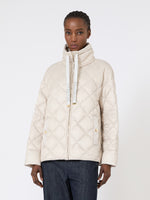 Short water-repellent canvas down jacket