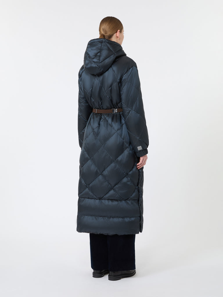 max mara long puffer in quilted water-repellent fabric