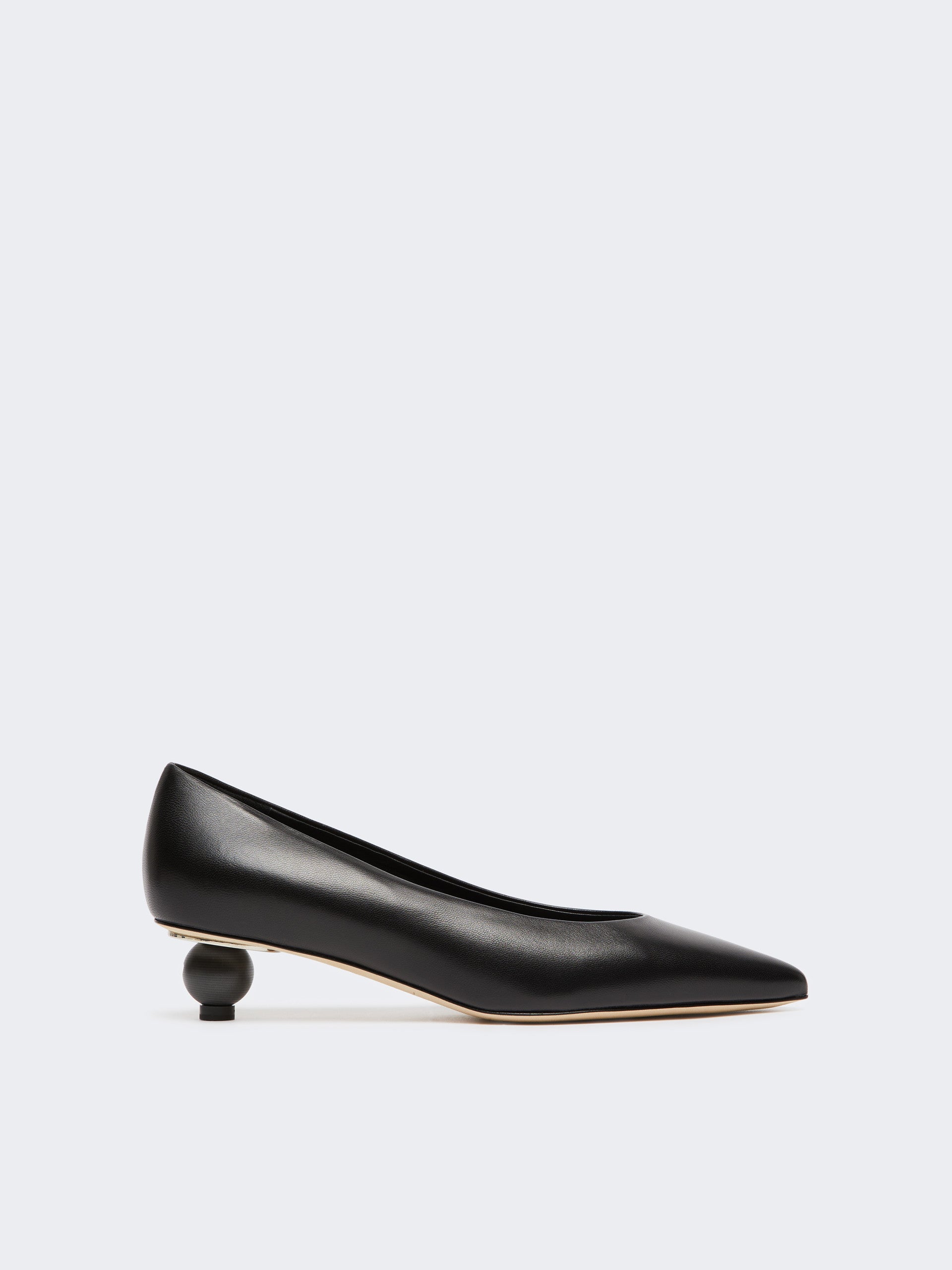 Shiny Nappa Leather Pumps for Women - Black - Max Mara UAE