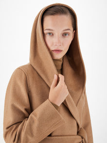 max mara camel colour robe coat for women