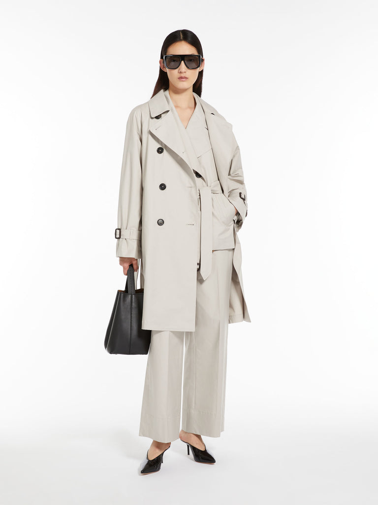 Double-breasted trench coat in water-resistant cotton twill