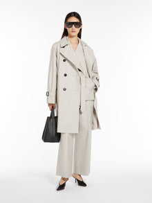 Double-breasted trench coat in water-resistant cotton twill